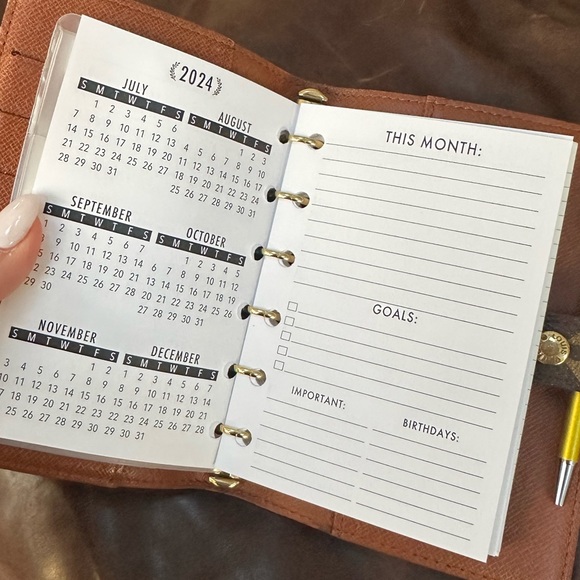 2025 Insert Calendar FITs Louis Vuitton Agendas: PM, MM, GM all Sizes Avail - Picture 7 of 10